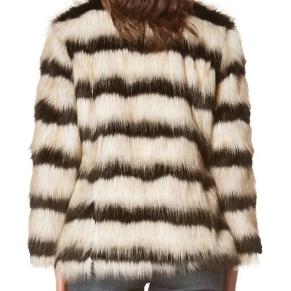 Carmin Black and Ivory Striped Fuzzy Faux Fur Coat size small